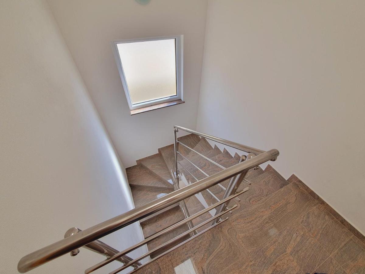 Apartman Mila Barbat na Rabu المظهر الخارجي الصورة
