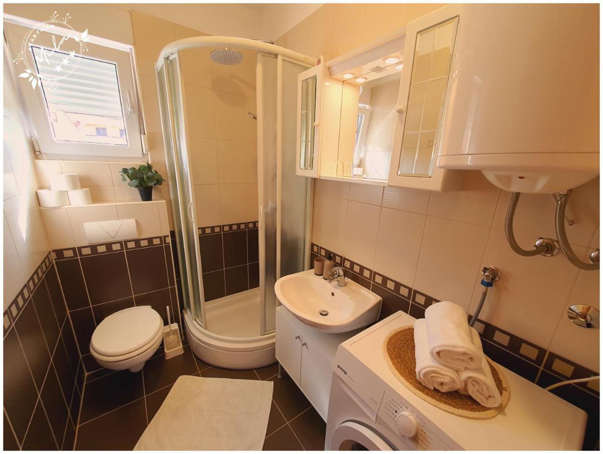 Apartman Mila Barbat na Rabu المظهر الخارجي الصورة